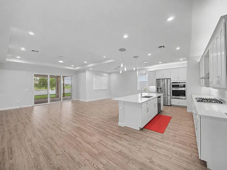 9856 SW Isabelline Dr — Photo 4