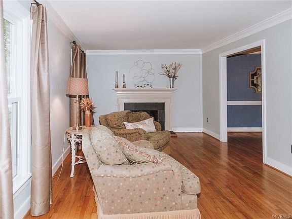 4th image of 7324 Thrasher Ct