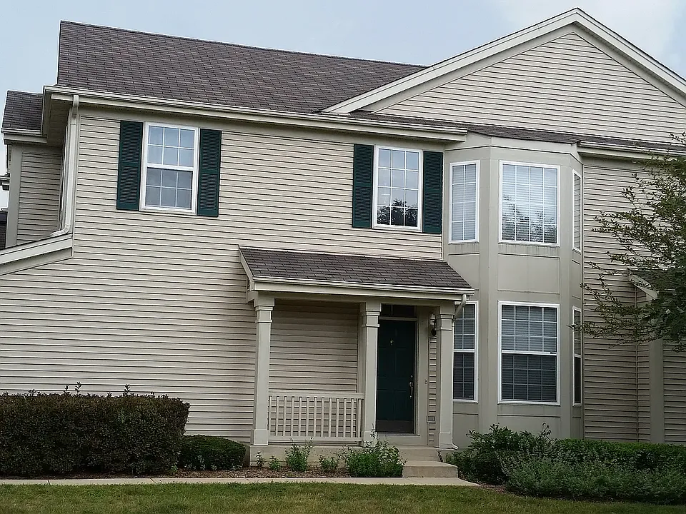 371 Evergreen Cir