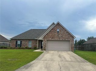11176 Merlo Dr, Hammond, LA 70403