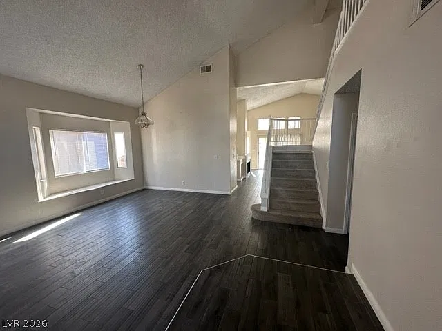 3 bed, 2.5 bath, 2152 sqft, $1,950 — Photo 3