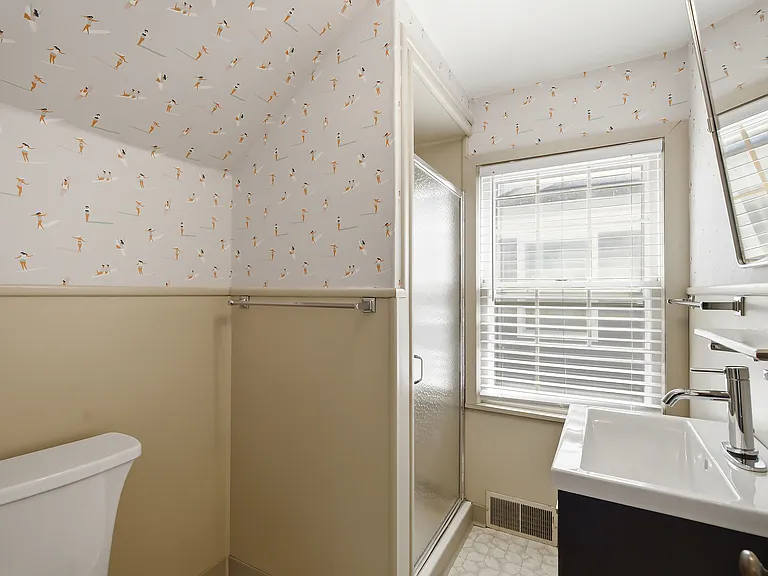 407 Boston Blvd — Photo 24