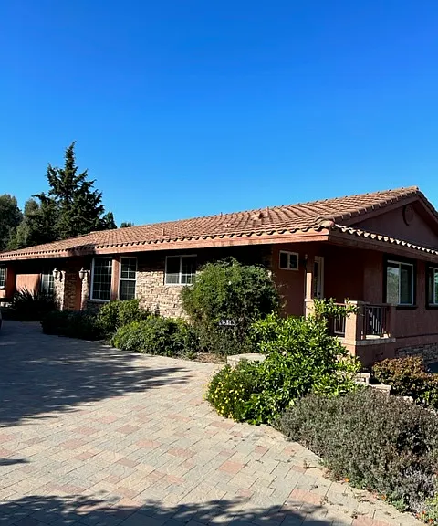 4918 Ladera Sarina — Photo 1