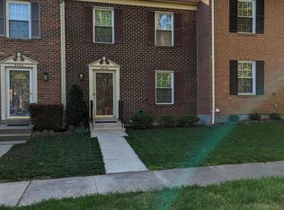 6436 Old Scotts Ct, Springfield, VA 22152