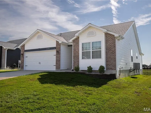 27492 Forest Ridge Ct, Warrenton, MO 63383