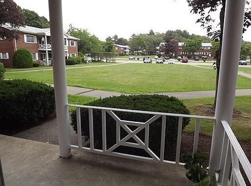3rd image of 3 Bayberry Dr APT 1