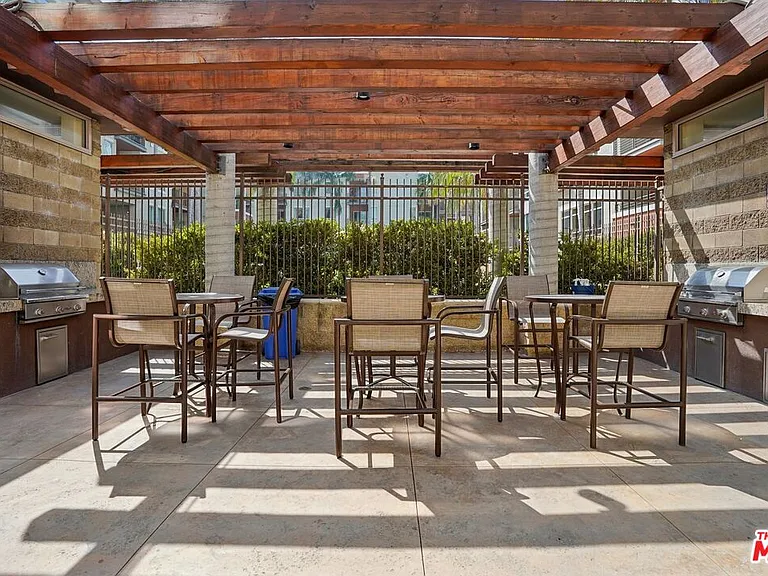 100 S Alameda St #150 — Photo 43