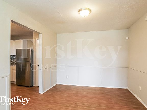 5th image of 5406 Carousel Cir