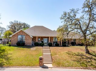 1906 Country Brook Dr, Weatherford, TX 76087