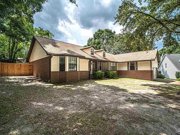 5th image of 10023 Hollowbrook Dr
