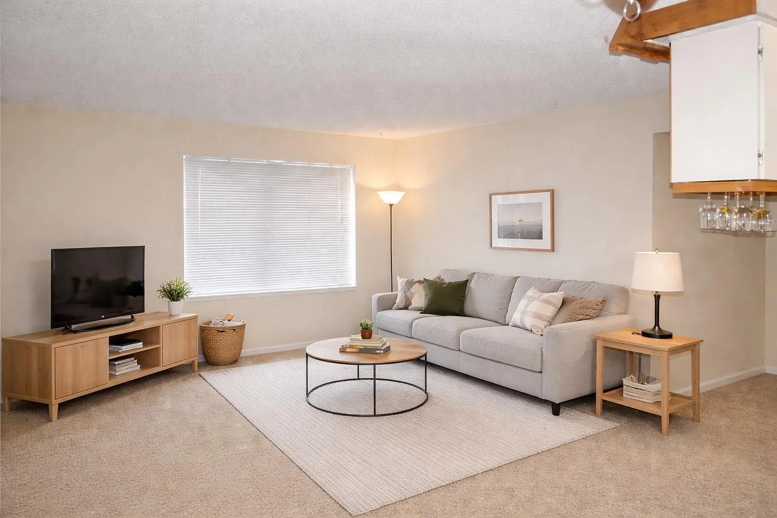 2 bed, 2.0 bath, 1005 sqft, $1,625 — Photo 1