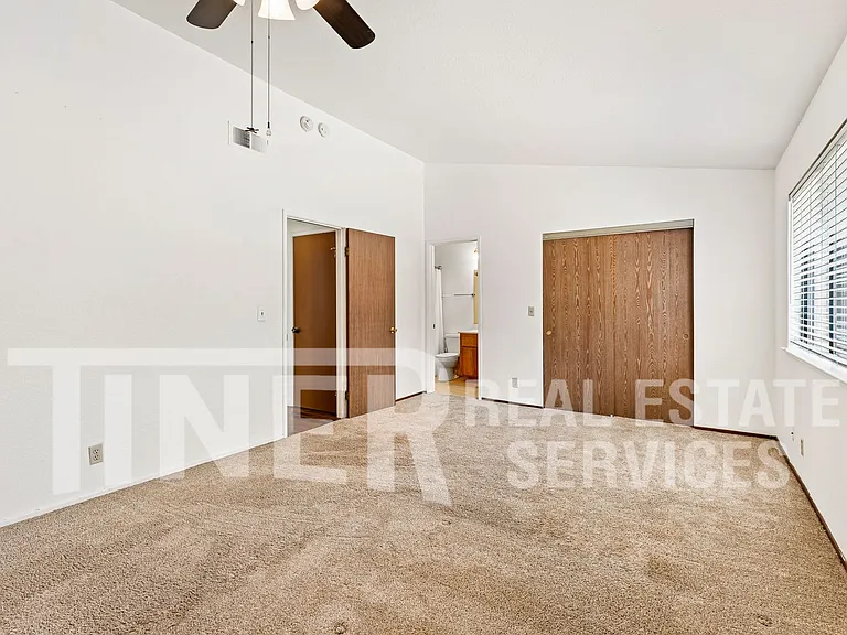 7323 Chivalry Way — Photo 10