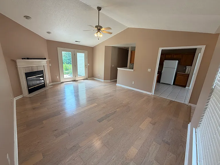 1949 Halyard Ct — Photo 3