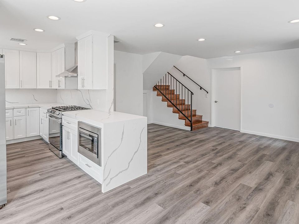 1st image of 4009 1/2 Higuera St