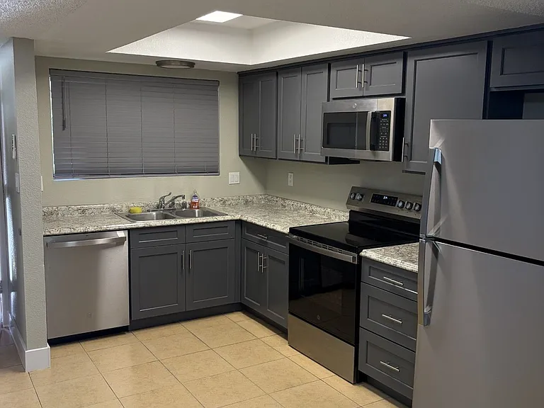 4694 Monterey Cir #MAIN — Photo 3