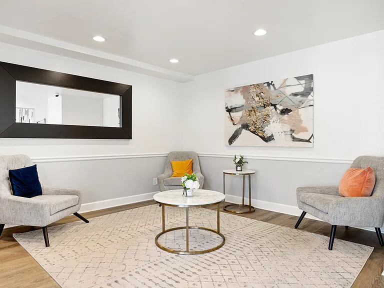 Wintergreen Apartments — Photo 11