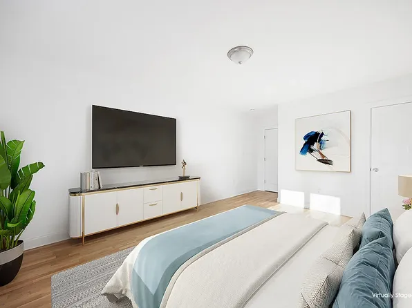 303 East 37th Street image 4 of 8