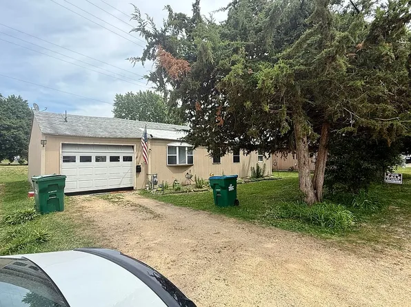 306 S Green Ave, Polo, IL 61064