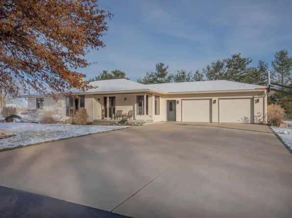 109 Lakeside Dr, Erie, IL 61250
