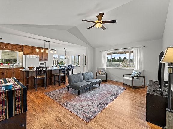 5th image of 2306 Constellation Ave
