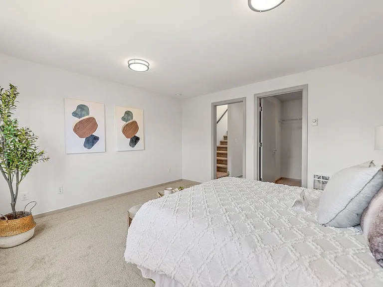 4418 Francis Ave N #B — Photo 10