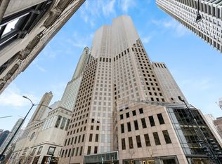 950 N Michigan Ave APT 4303, Chicago, IL 60611