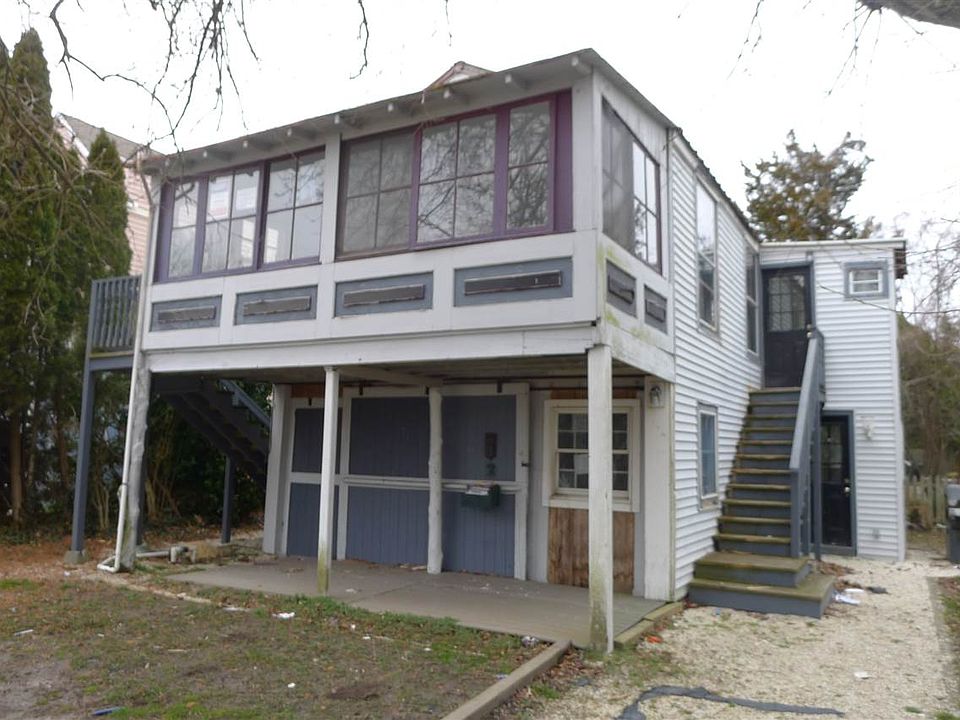 2nd image of 2 Liberty St