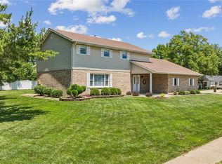 945 Ivy Ct, Troy, IL 62294