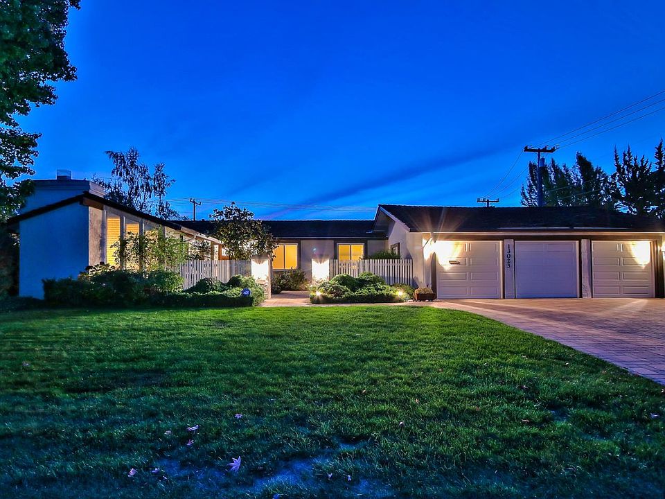 1st image of 13023 Ten Oak Way