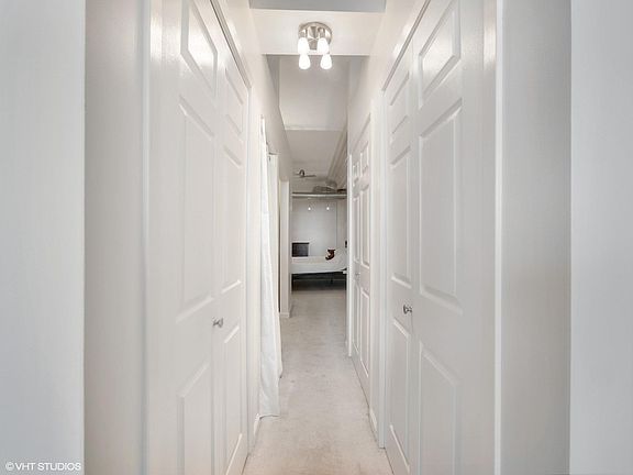 2nd image of 3323 N Paulina St APT 4G