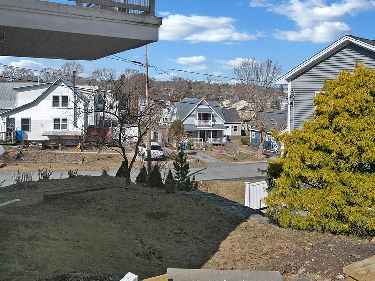 4 Gould Rd — Photo 38