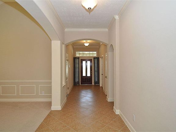 3rd image of 2609 Twisting Pine Ct