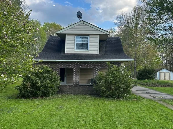1263 Royalwood Rd, Broadview Heights, OH 44147