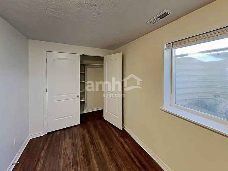 1470 S 1525 W — Photo 17