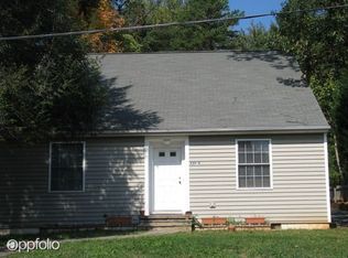 220 Shamrock Rd, Charlottesville, VA 22903