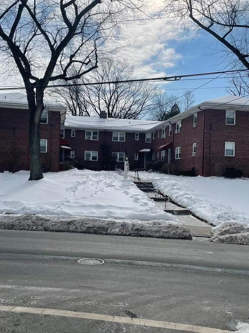 1 bed, 1.0 bath, $1,775 — Photo 1