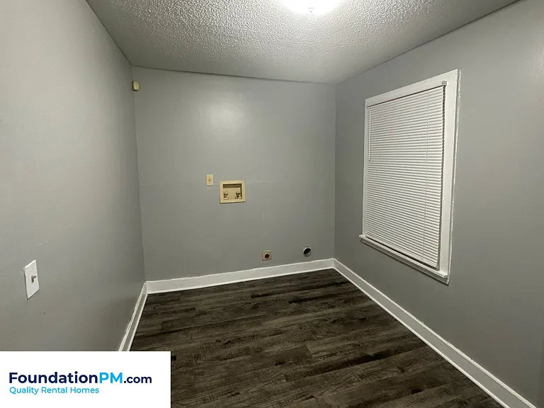 444 Glankler St — Photo 20