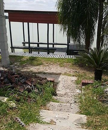 2nd image of 8474 Lago Vista Dr