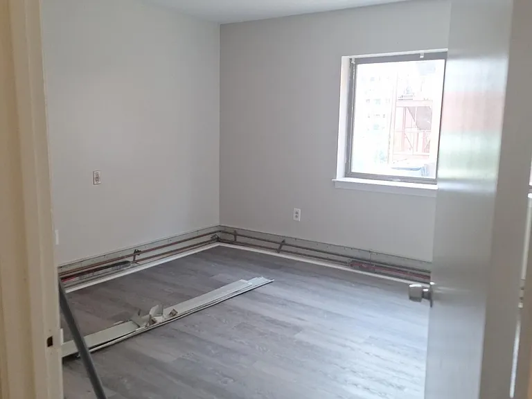 170 Seymour St — Photo 14