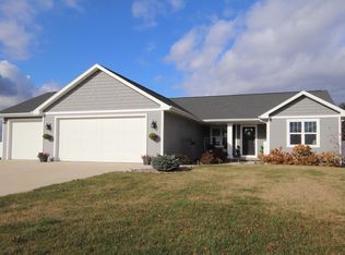 536 Deerview Rd, Reedsville, WI 54230