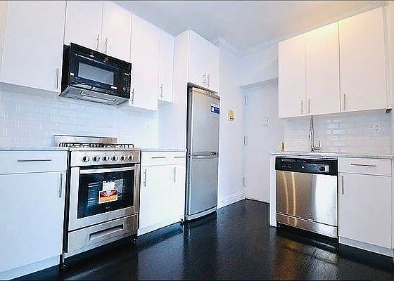 1st image of 318 E 11th St APT 14