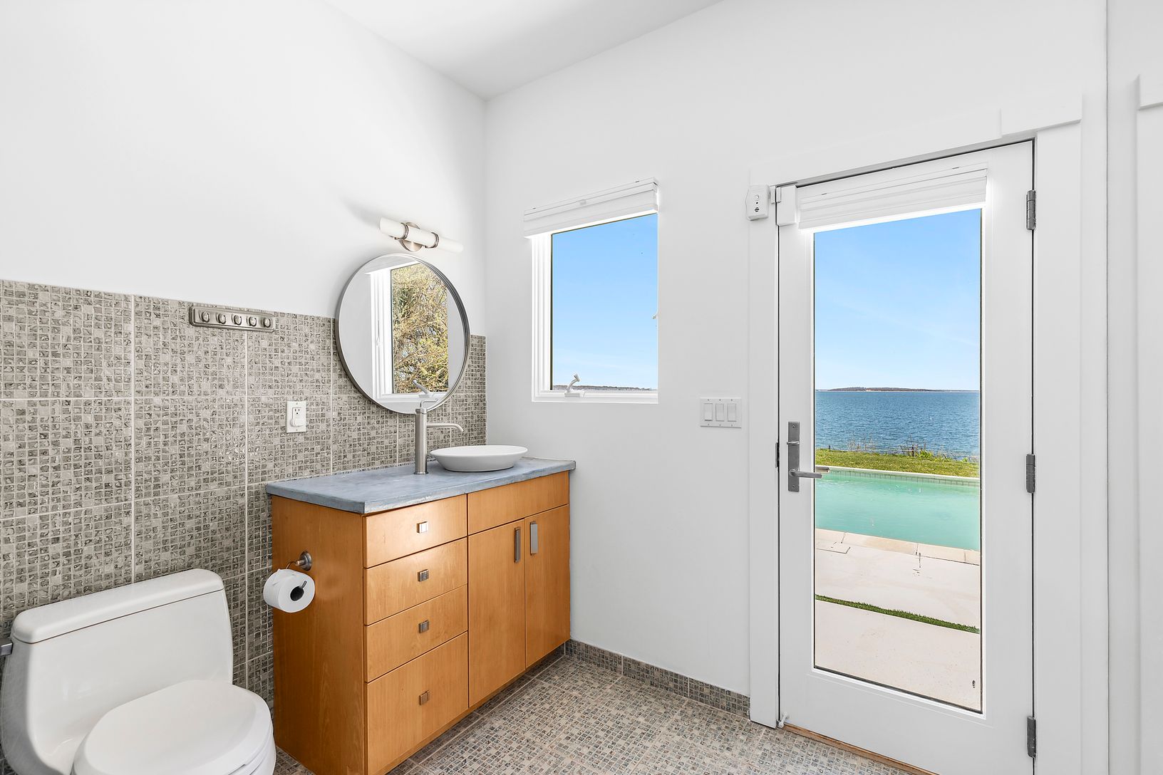  First Floor Cabana Bathroom