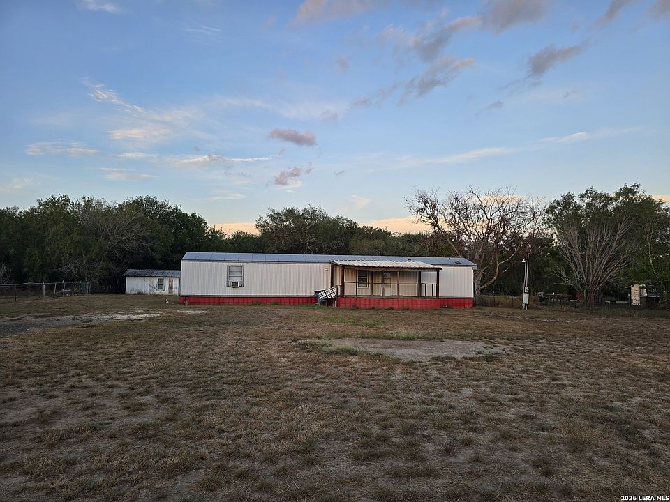 1st image of 615 Moss Point