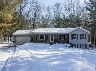 374 Sagamore Trl SE, Lowell, MI 49331