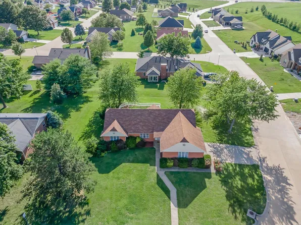 921 Evansville Ave, Waterloo, IL 62298