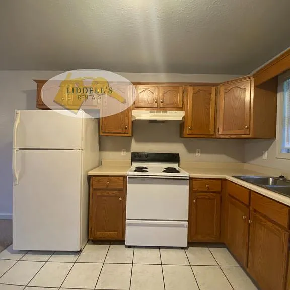 605 Wirt St #6 — Photo 4