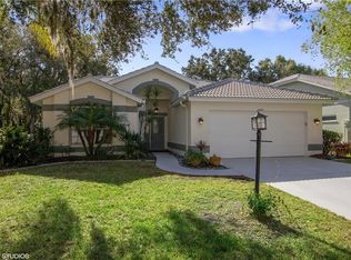 4560 Del Sol Blvd, Sarasota, FL 34243