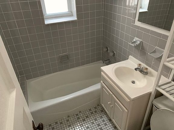 5th image of 48-46 41st St #1