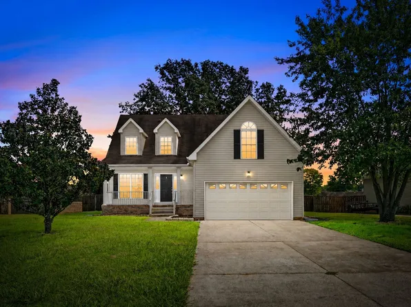 605 Westchester Pl, Clarksville, TN 37043
