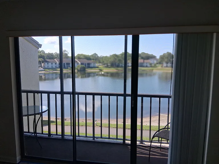 1882 Pine Ridge Way W #501-G — Photo 4